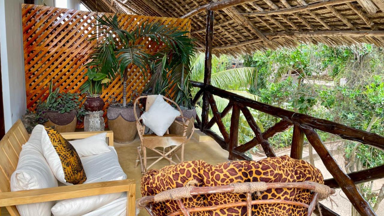 Atii Garden Bungalows Нунгві Екстер'єр фото