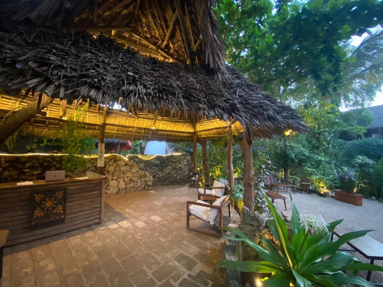 Atii Garden Bungalows Нунгві Екстер'єр фото